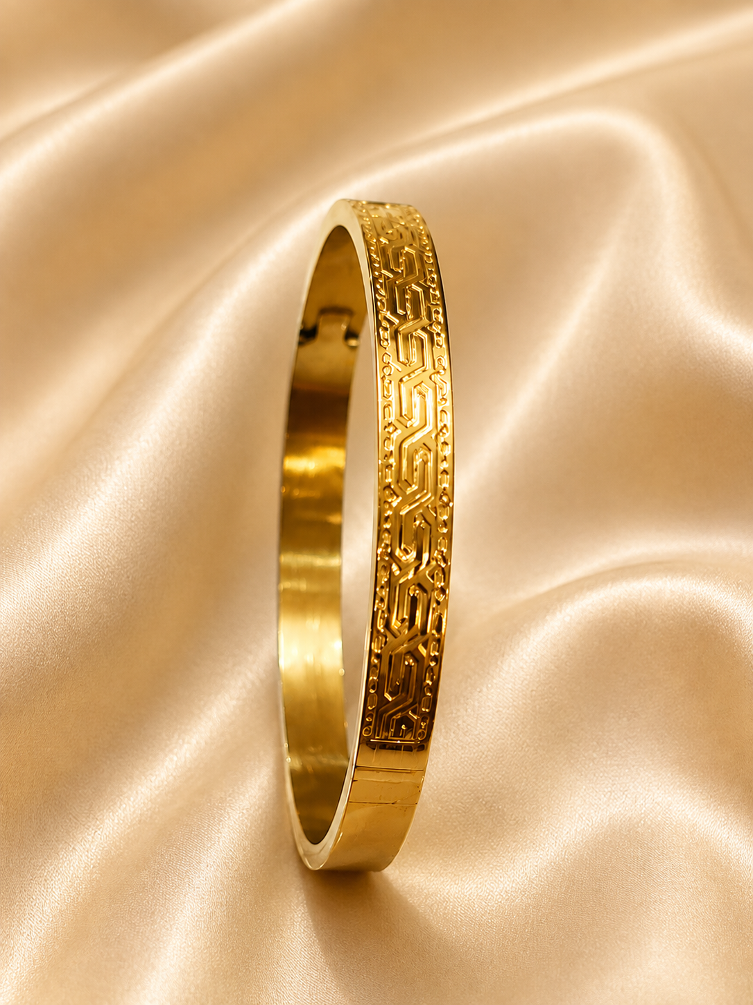 TB-BR-0028 Anti-Tarnish Stainless Steel Bracelet